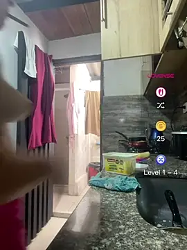 Liah_ferrer Chat XXX in diretta