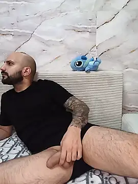 LorenzoCapone69 লাইভ XXX চ্যাট