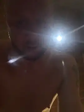 הופעת וובקאם של Hornybiboy66