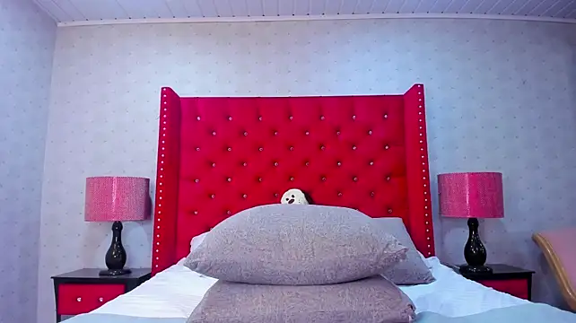 NickWild Adlı Modelin Canlı XXX Sohbeti