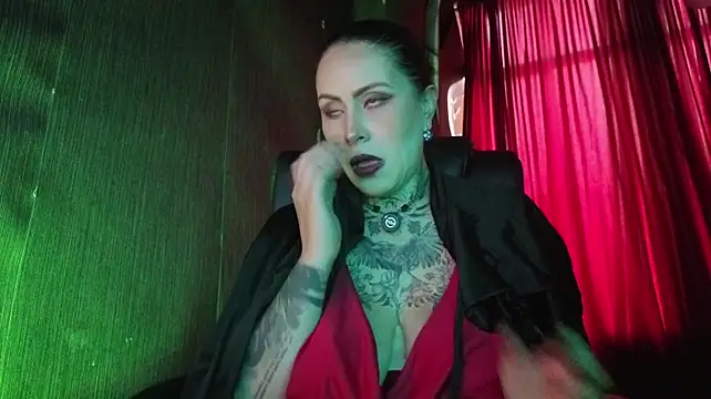 Mistressolivia07 Chat XXX in diretta