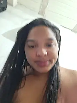 AnnaMil3J Chat XXX in diretta