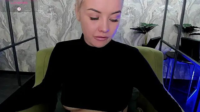 StephanieSweety Chat XXX in diretta