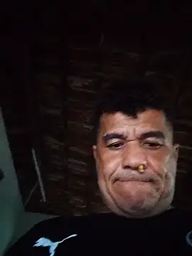 Chat +18 de tarra122 ao vivo