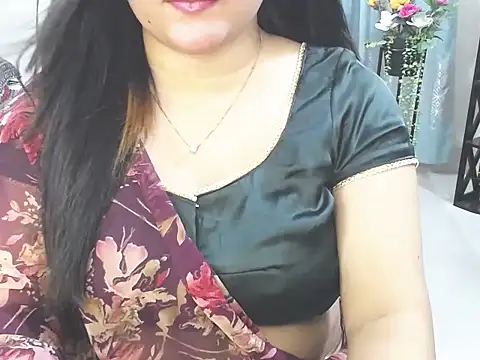 Ridiha_Pari Adlı Modelin Canlı XXX Sohbeti
