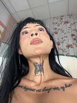 XXX chat uživo modela AxaraXXX