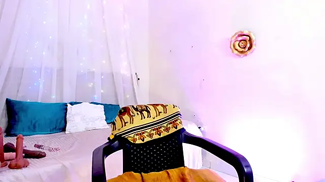 lilahSweet Chat XXX live