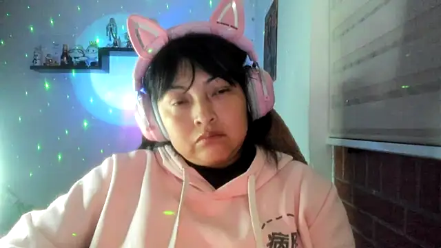 Živý XXX chat Shaddycute_