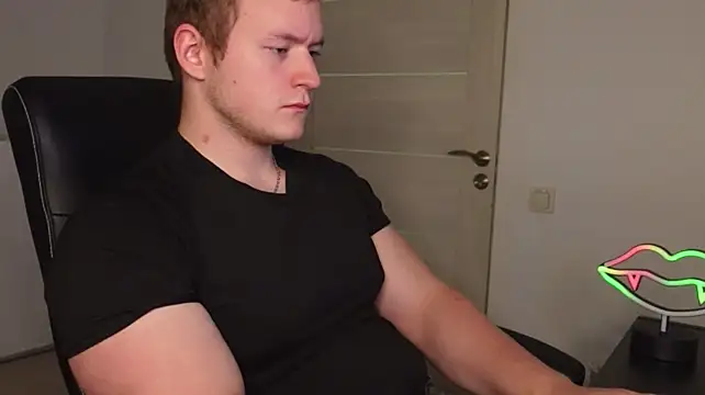 Živý XXX chat Richard_Dullas