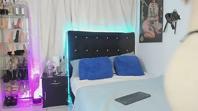 Živý XXX chat TianaGlows
