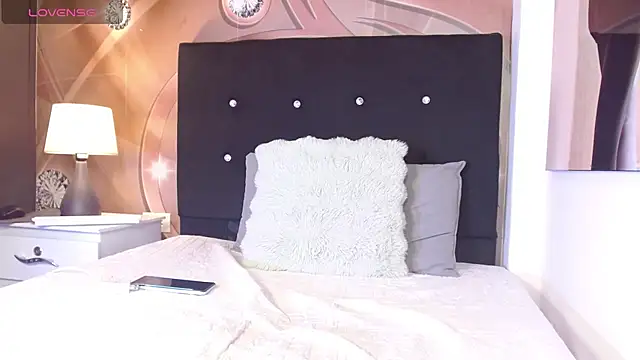 Rubi_Rose18 现场XXX聊天
