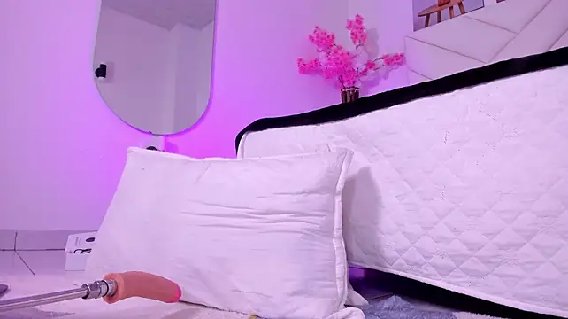 Susanaross 现场XXX聊天