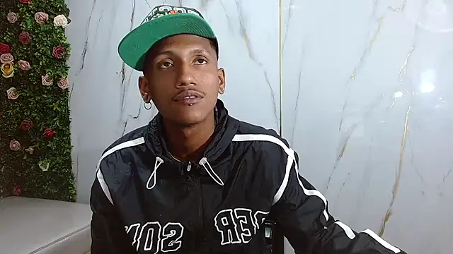 ManSantn Live XXX chat