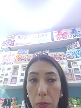 LunaZambrano's Live XXX Chat