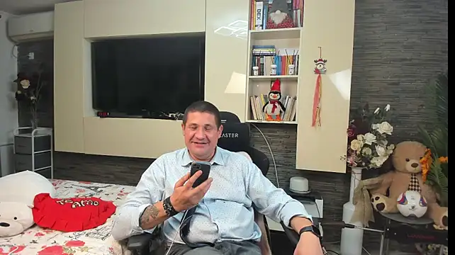 SpartacusDaddy48: онлайн-секс-чат