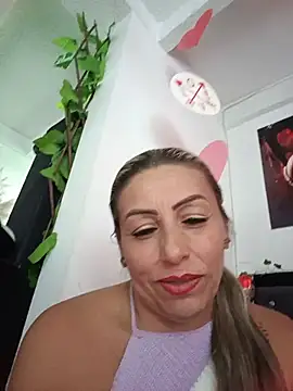 Chat +18 de maynor_1998 ao vivo