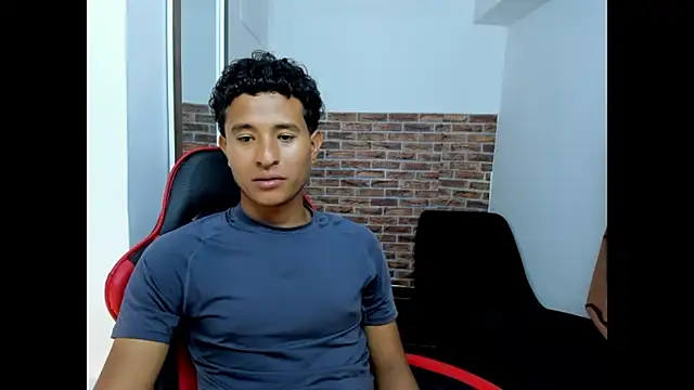 WIZARD-ALESSANDRO Live XXX-Chat