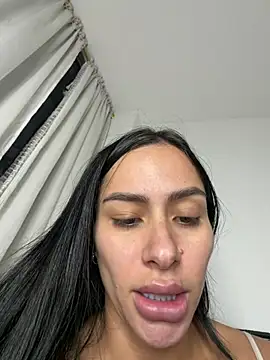 MoraFit_ Live XXX-Chat
