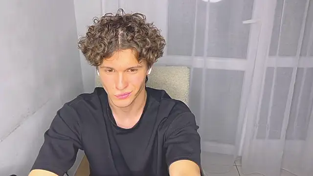 alyx_garden XXX чат на живо