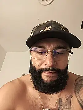 Chatroom XXX en direct de Luke__09