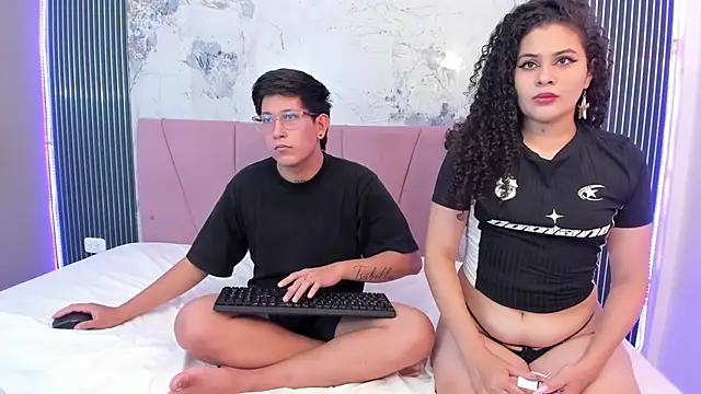 Midnight_Duo_1 élő XXX-chatje