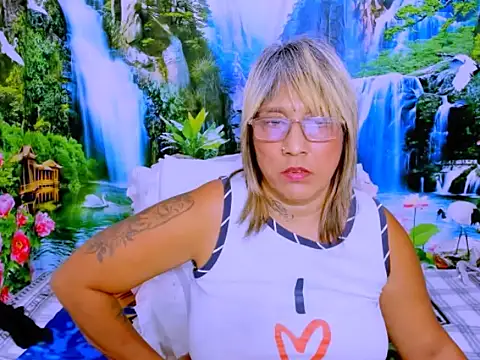 Czat XXX na żywo – indianroxy