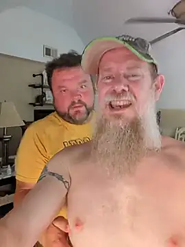 sizableunicorn7's Live XXX Chat