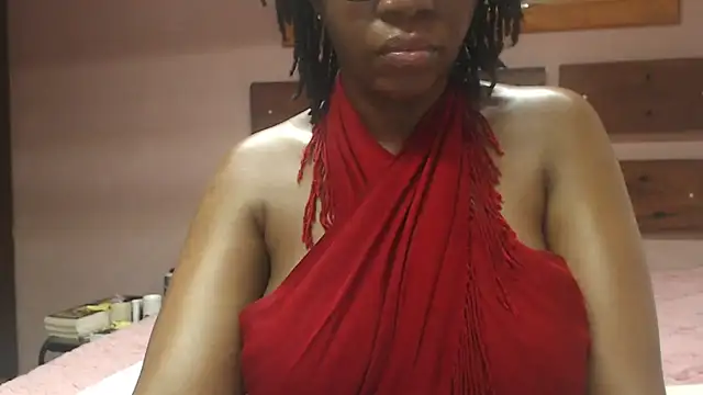 EmeraldDreams' Live XXX Chat