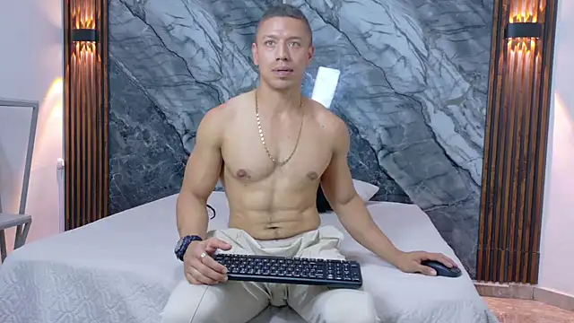 Thiago_16's Live XXX Chat