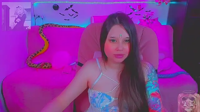XXX chat uživo modela KitsunePrincess