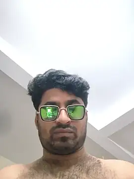 Lickingmaster_Bull420 ওয়েবক্যাম শো