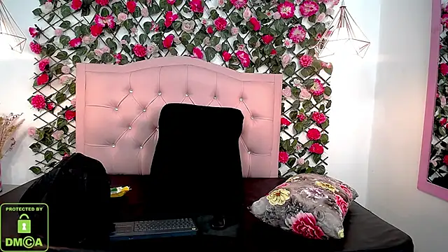 LucyCute_1's Live XXX Chat