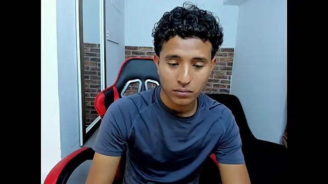 WIZARD-ALESSANDRO live XXX chat