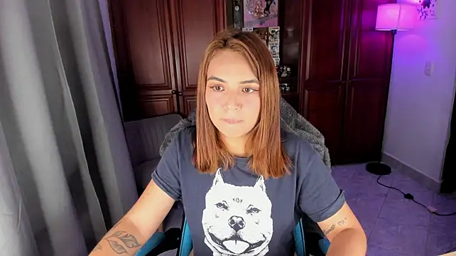 AmberWolf_n Live XXX chat