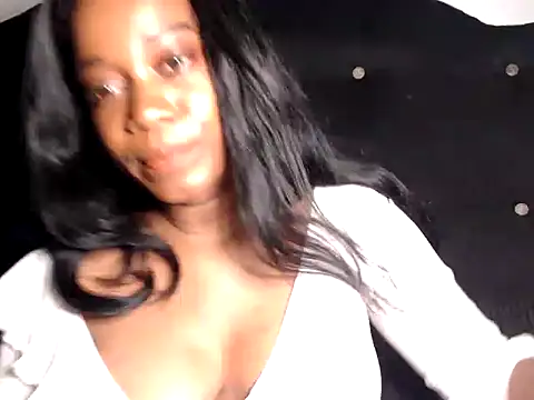 Cattaleen's Live XXX Chat