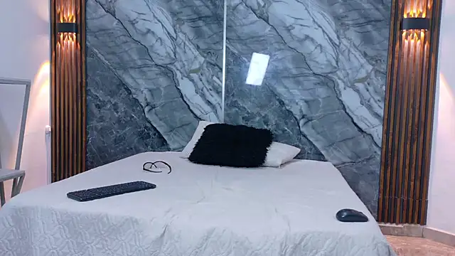 Thiago_16 élő XXX-chatje