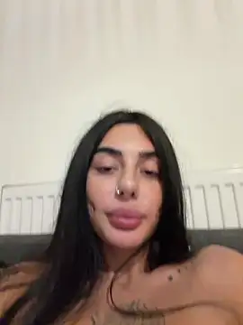 skinnytokyo_ – Live XXX-chat