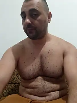 XXX chat uživo modela Mirkoxxx@xh