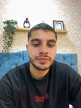 AmadeoWild Chat XXX live