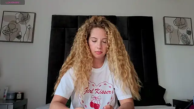 MistressexEmily's Live XXX Chat
