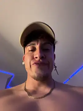 Chat XXX ao vivo de strongboy_