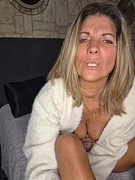 Dreamlove1 Adlı Modelin Canlı XXX Sohbeti