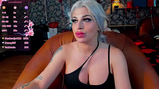 ammyloca123's Live XXX Chat