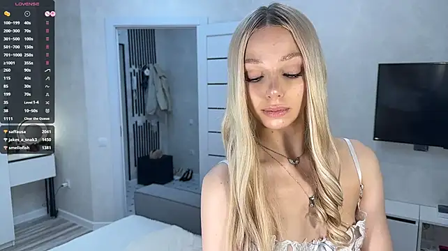 Mooniesiesita's Live XXX Chat