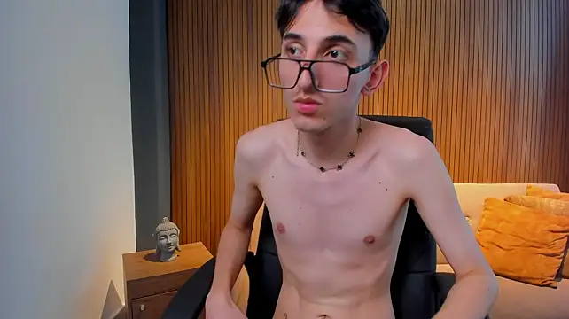 APOLOKING_ Live XXX Chat