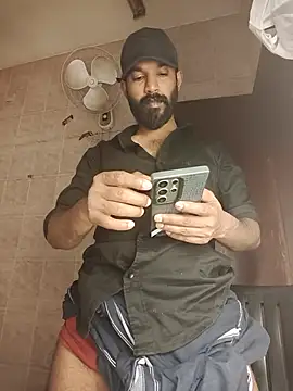MalluBeardのライブXXXチャット