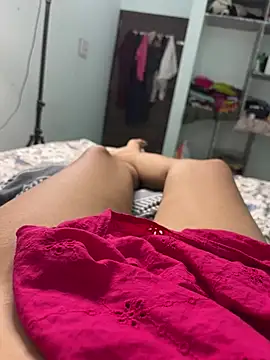 Czat XXX na żywo – Miss_kanika76