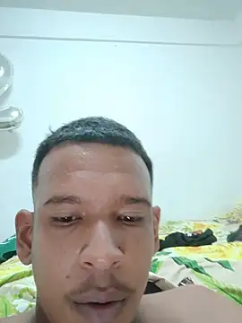 Ron_0101 Adlı Modelin Canlı XXX Sohbeti