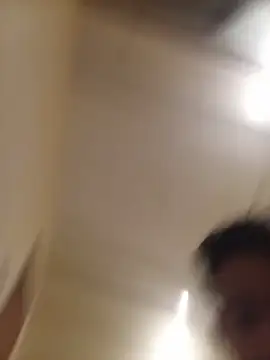 lucsidのライブXXXチャット