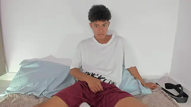 Chat +18 de Taley_Carter ao vivo